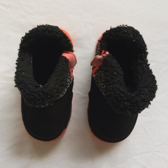 nike chukka moc warm lined unisex booties toddler size 6 CW - Picture 2 of 11